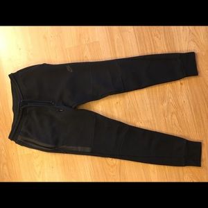 Nike Tech Fleece Joggers (Black)
